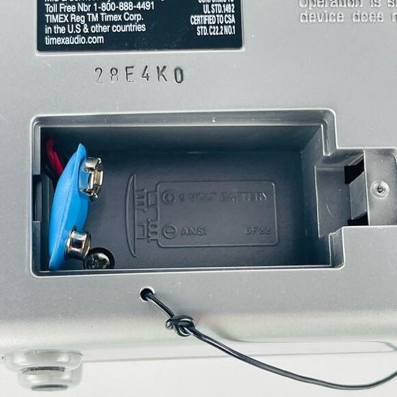 Timex Retro Silver Alarm Clock AM/FM Radio Battery Back-up Model T247S - Picture 7 of 8